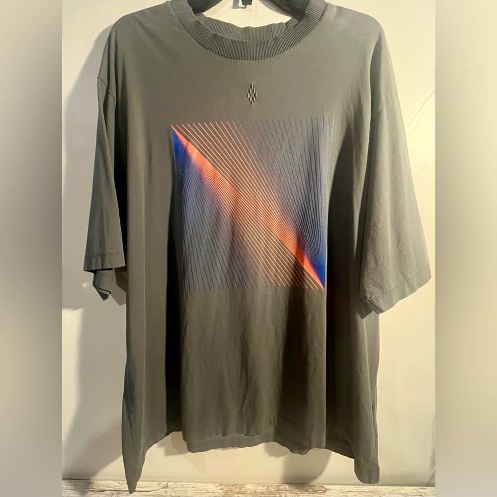 Marcelo Burlon County of Milan Gray Tee with Geometric Graphic